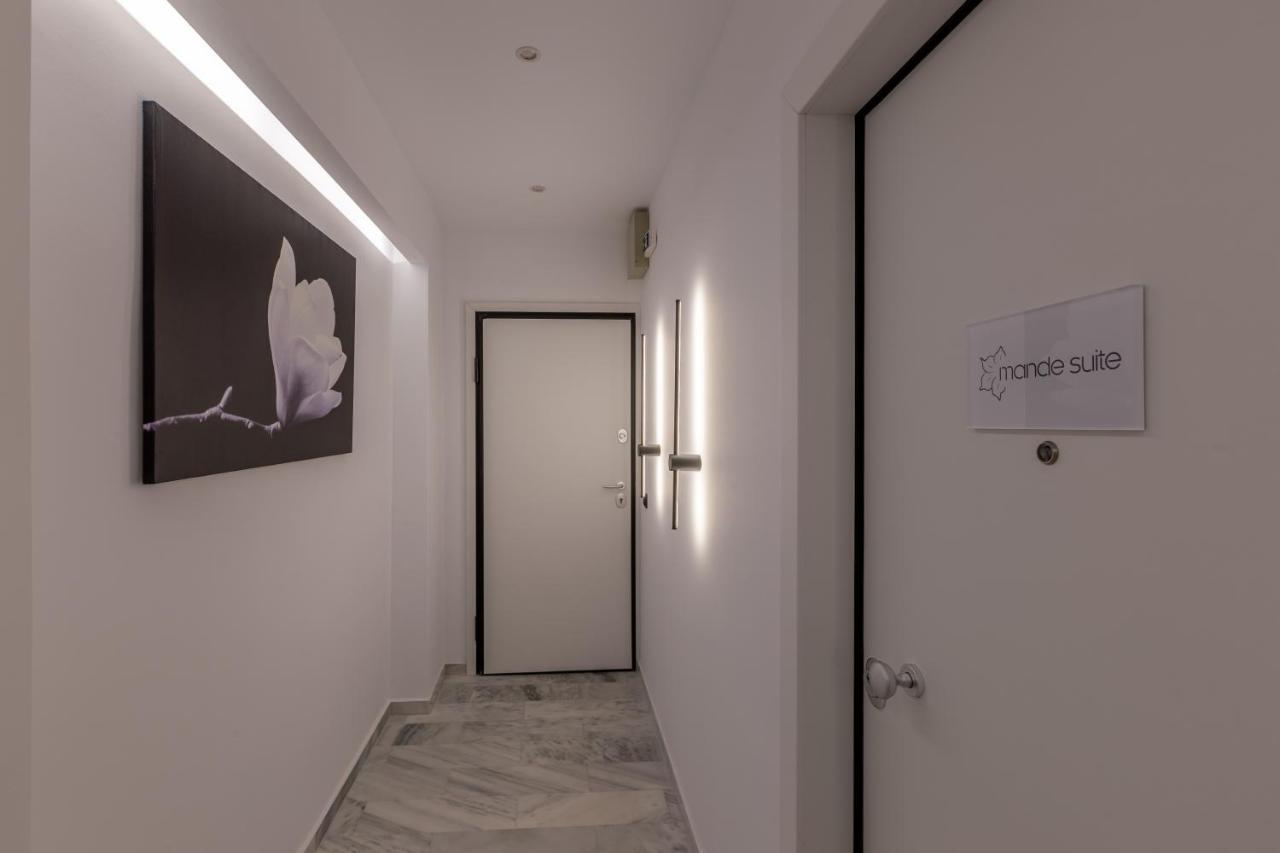 Mandevilia Suites Athènes Extérieur photo